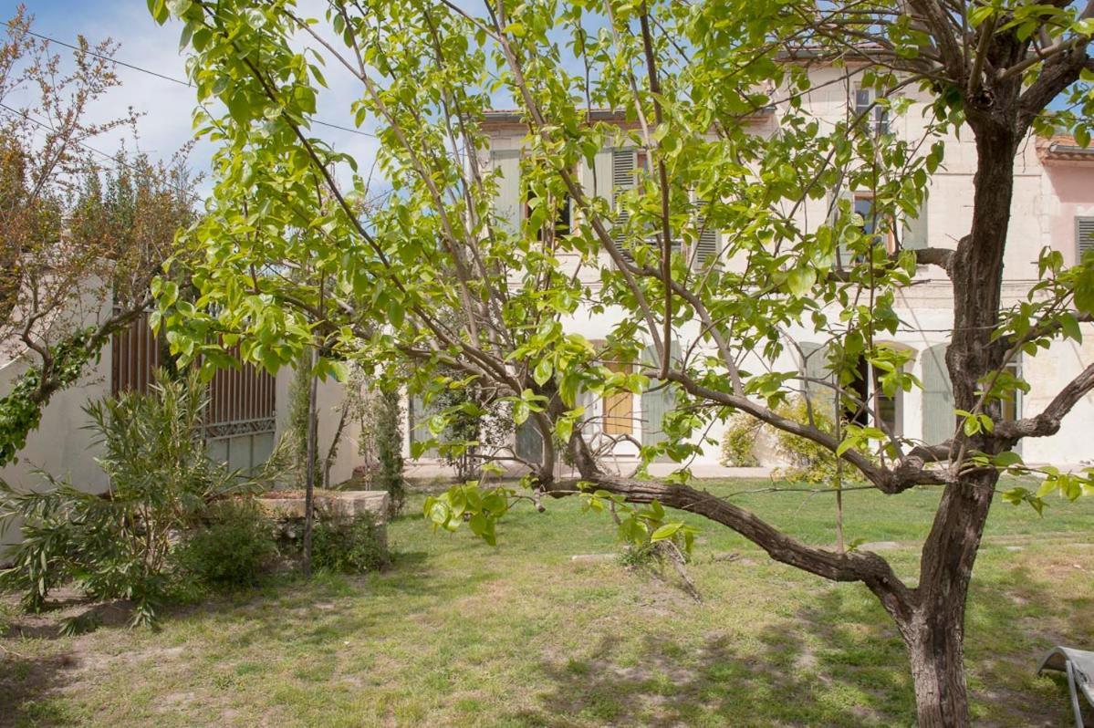 Les Chambres D'Agmara Арль Экстерьер фото