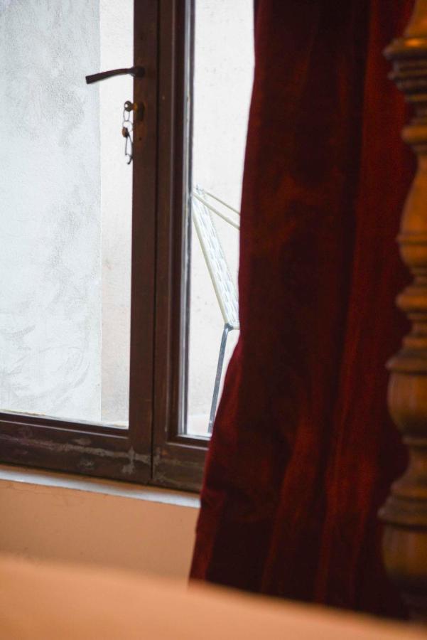 Les Chambres D'Agmara Арль Экстерьер фото
